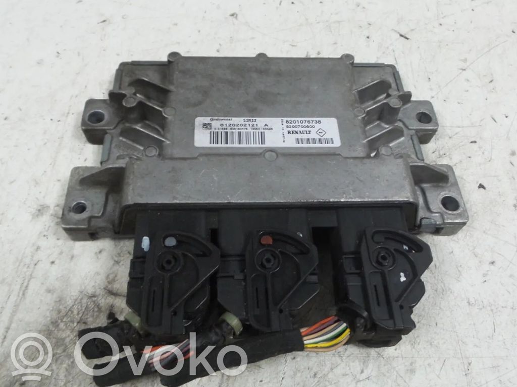 Engine control unit/module   8201076738,D4F770,S120202121