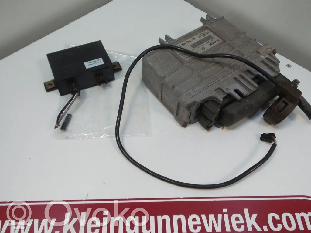 Volkswagen Golf III Unitate/modul de control motor 