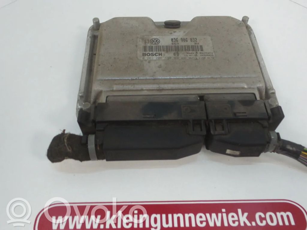Volkswagen Golf IV Engine control unit/module 