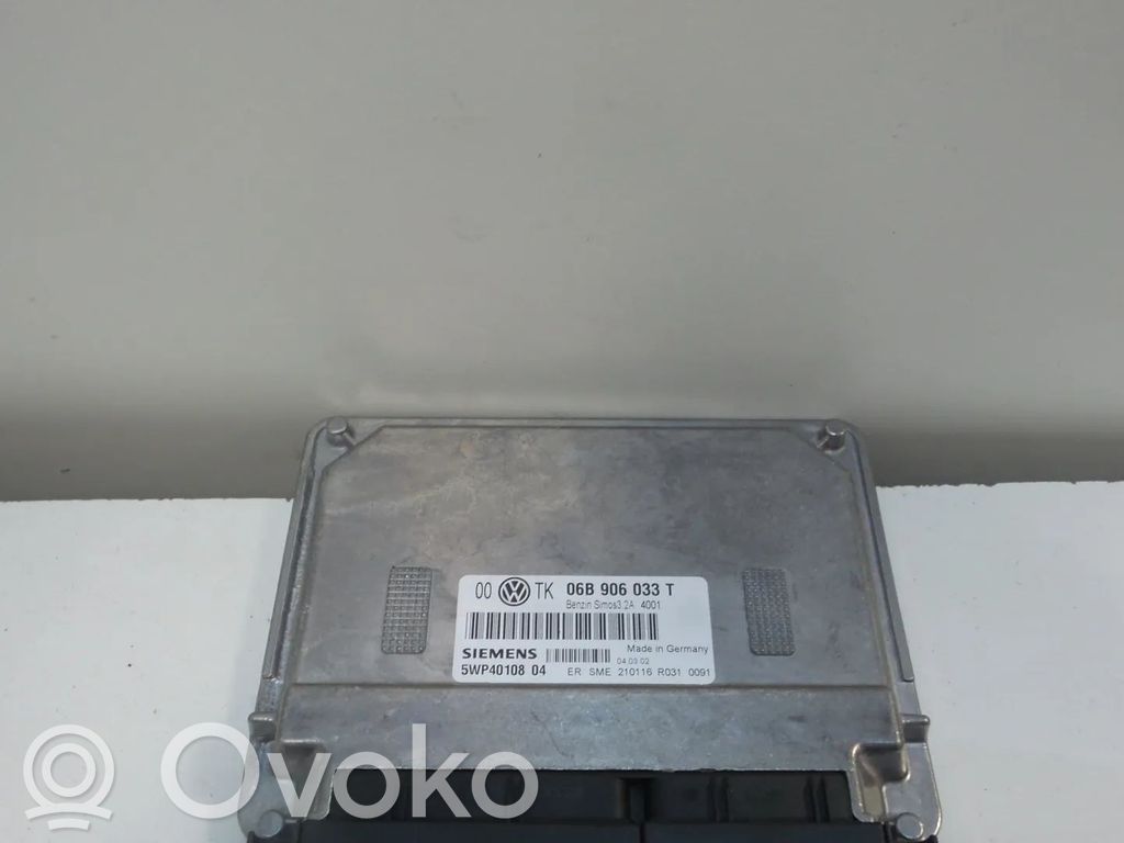 Volkswagen PASSAT B5 Variklio valdymo blokas 