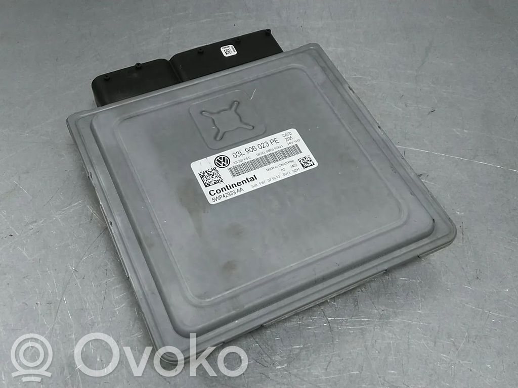 Volkswagen Caddy Engine control unit/module 