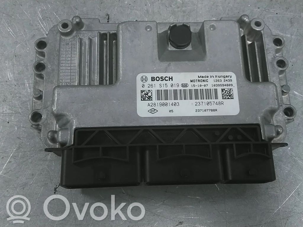 Renault Twingo III Engine control unit/module 