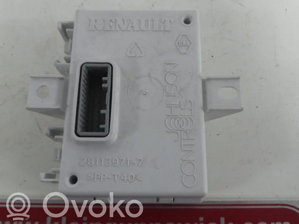 Renault Clio III Other control units/modules 