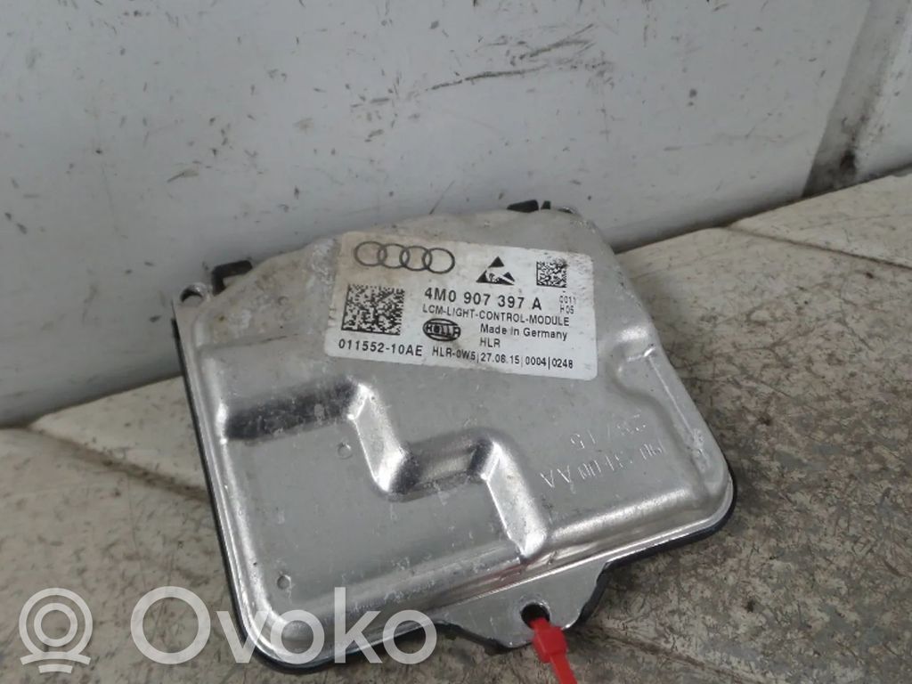 Audi Q7 4M Light module LCM 