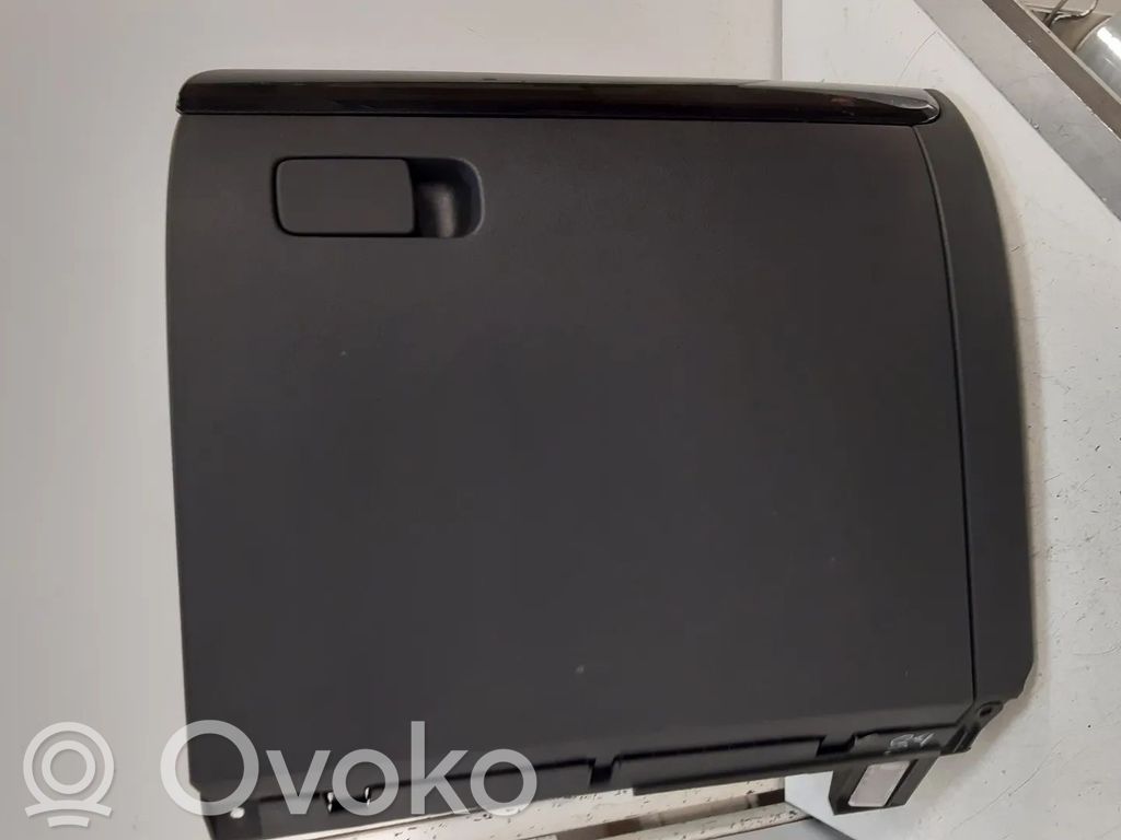 Volkswagen Jetta VI Juego guantera 