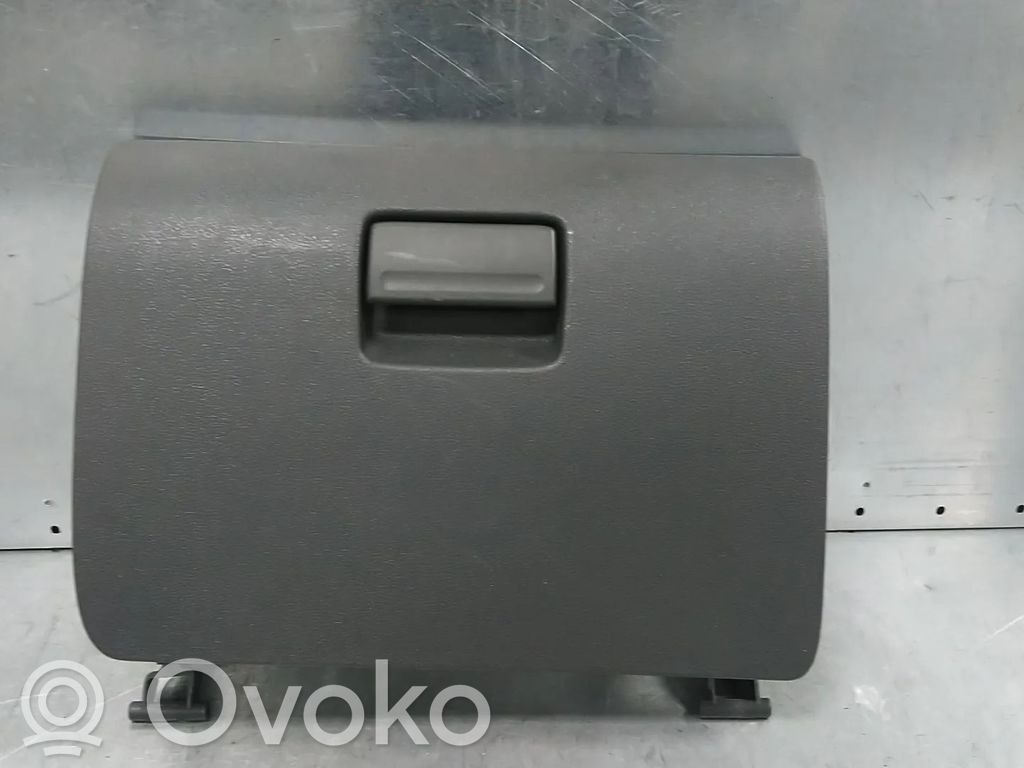 Glove box set
