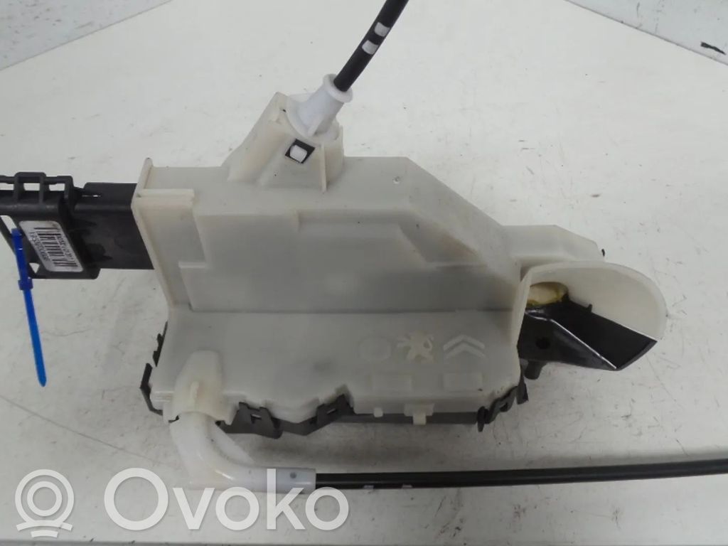 Peugeot Partner Front door lock 