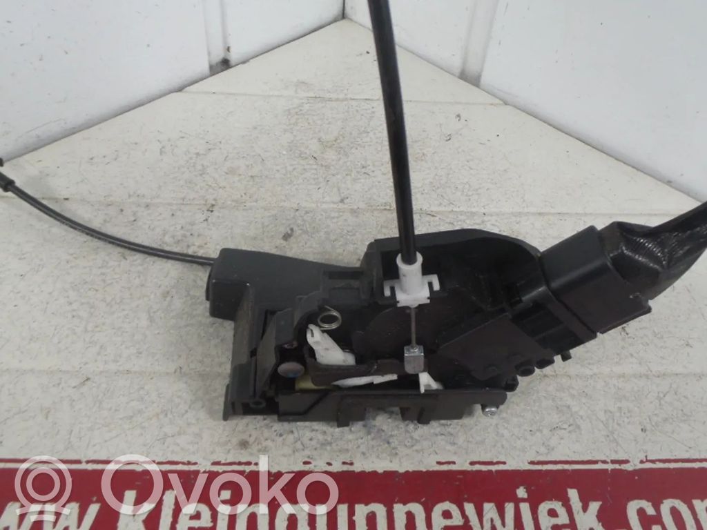 Front door lock   24000000