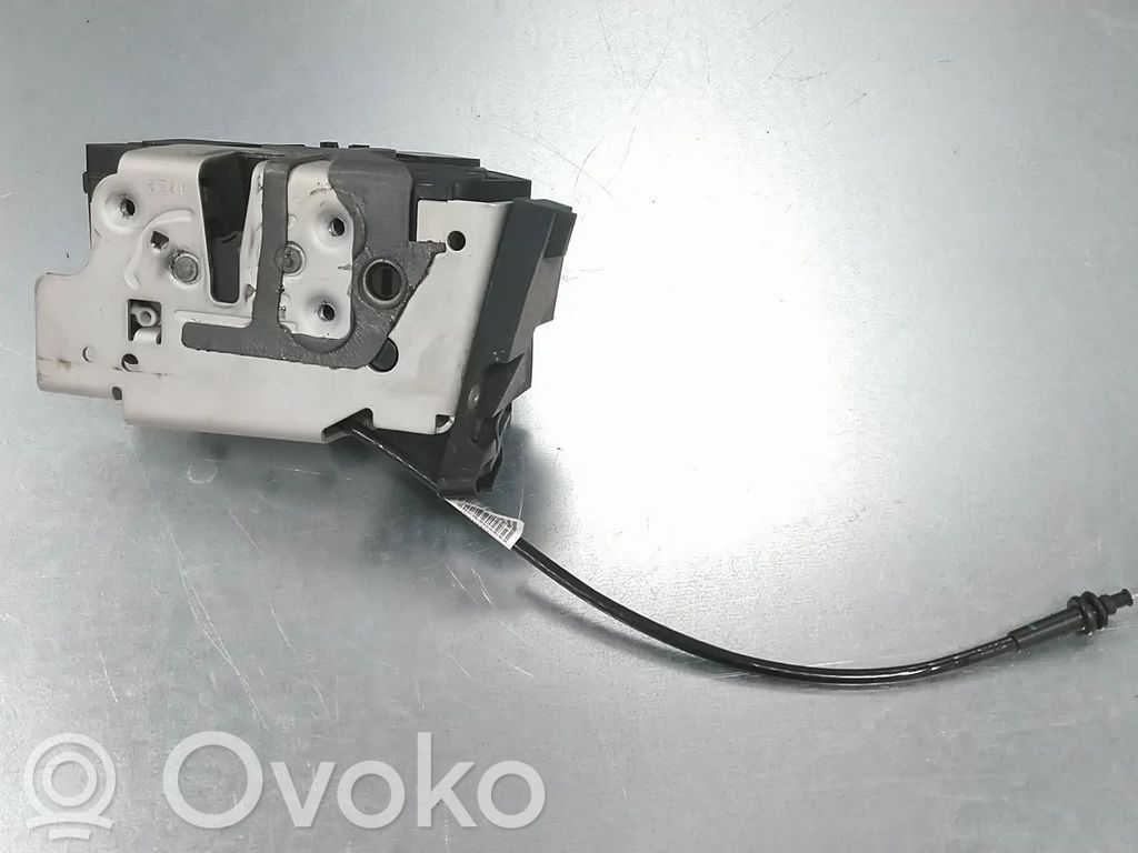 Priekšpusē slēdzene   BK31V219A64CJ,2424809,BK31V219A64CG,BK31V219A64CK