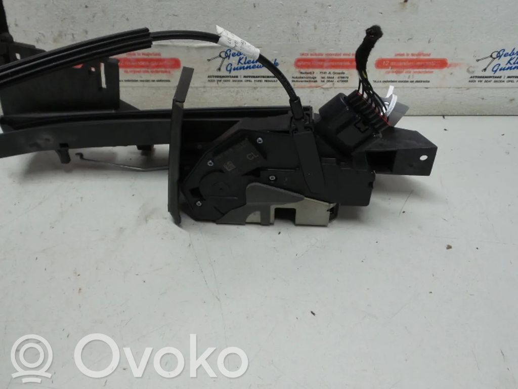 Ford C-MAX II Front door lock 