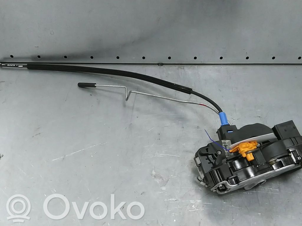 Opel Mokka Zamek drzwi przednich 