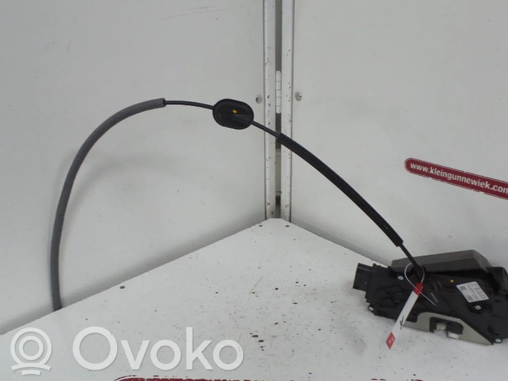 Ford B-MAX Rear door lock 