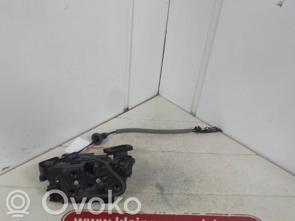 Volkswagen Golf VII Zamek drzwi tylnych 