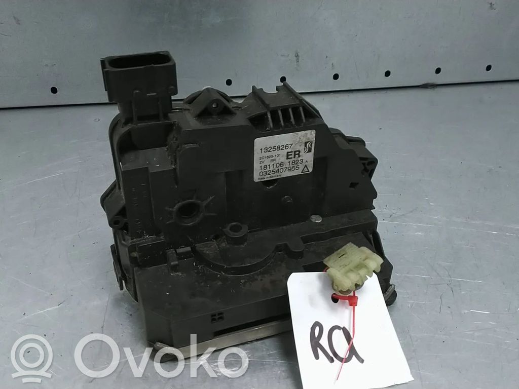 Opel Corsa D Galinių durų spyna 
