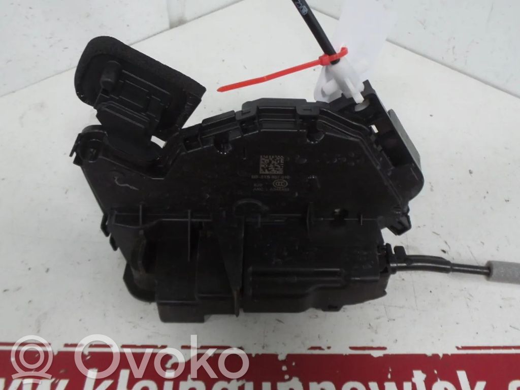 Skoda Superb B8 (3V) Front door lock 