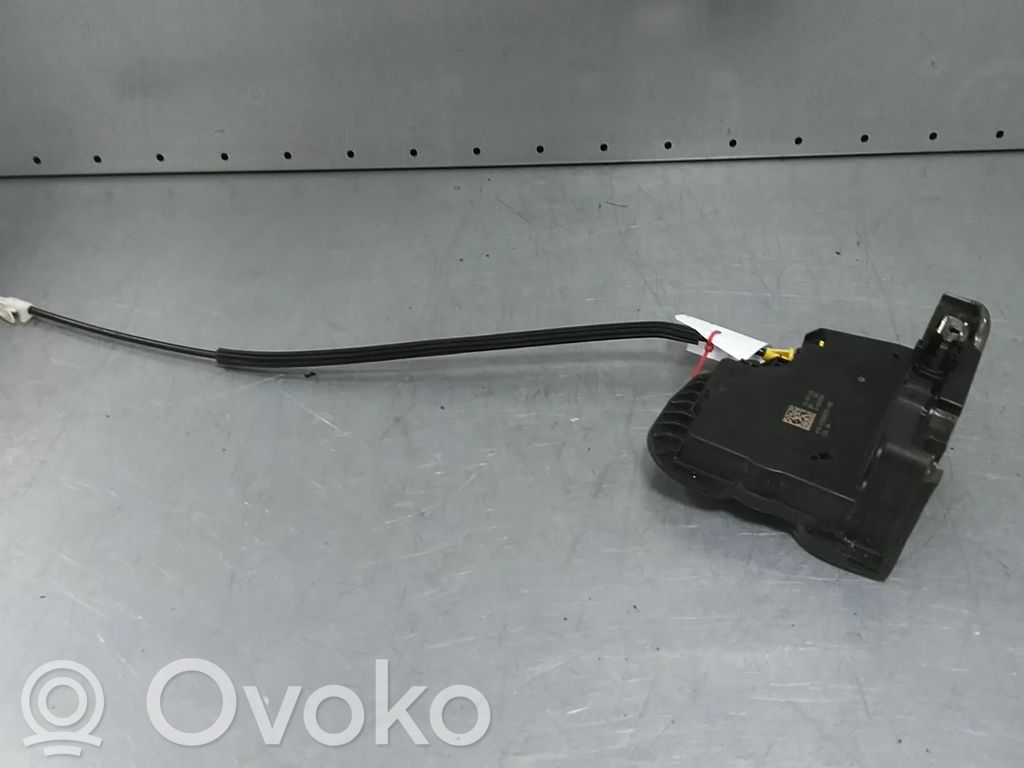 Vauxhall Astra K Front door lock 