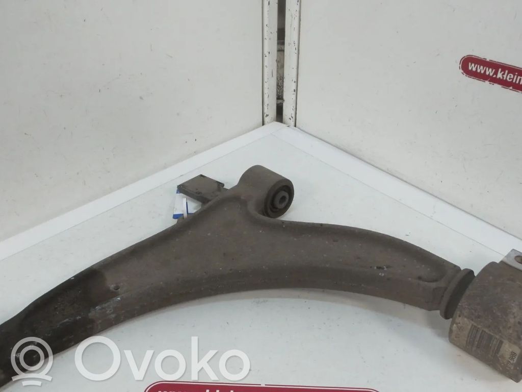 Opel Insignia A Wahacz przedni 