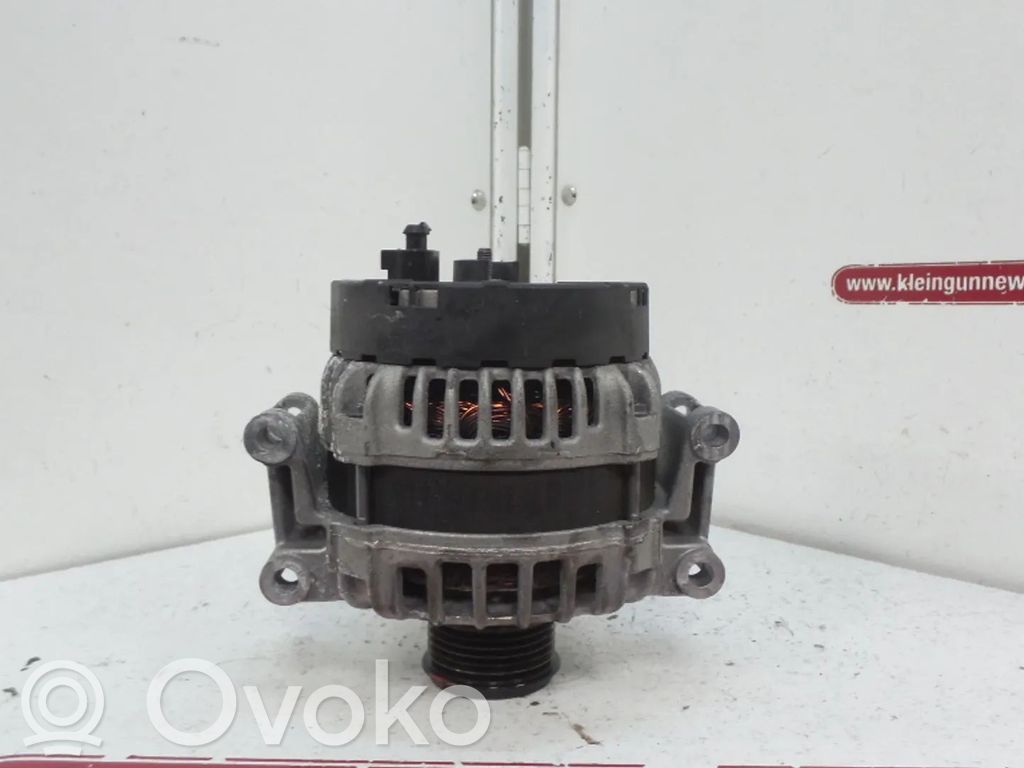 Audi A4 S4 B8 8K Ģenerators 