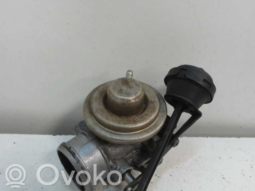 Válvula EGR   045131501D,038129637C,AMF