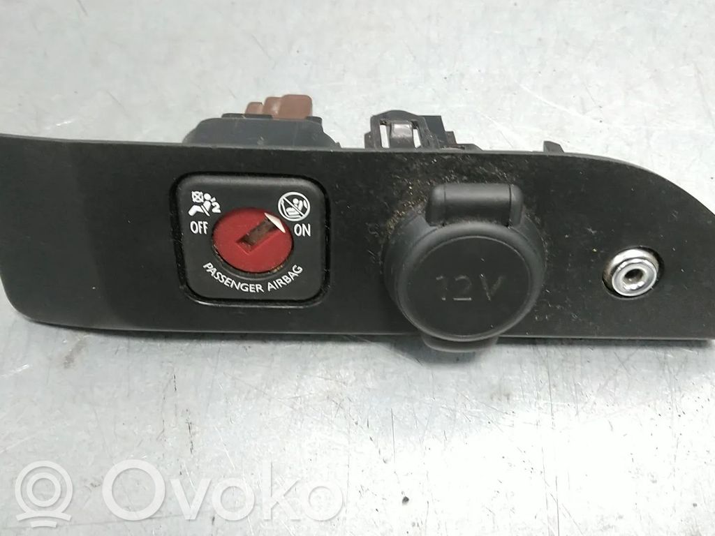 Citroen Jumpy Passenger airbag on/off switch 