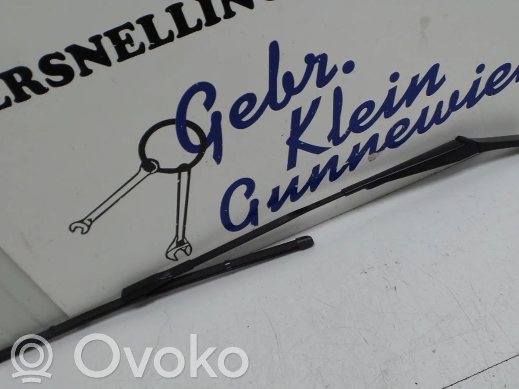 Audi A5 Front wiper blade arm 