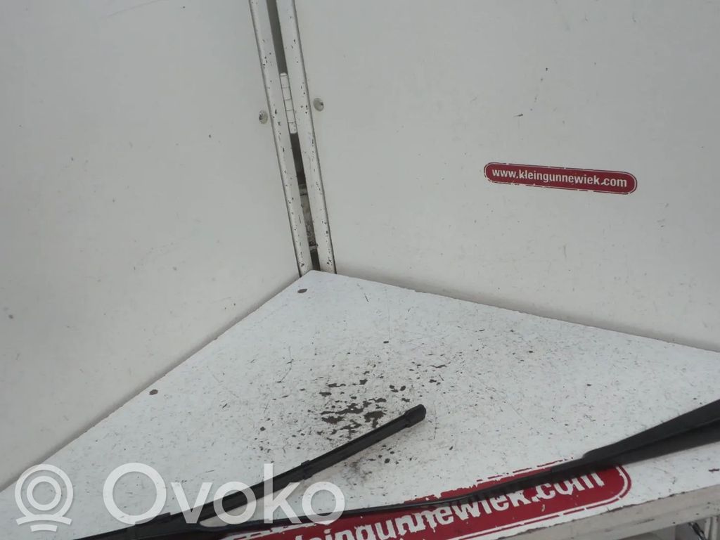 Audi A5 Front wiper blade arm 