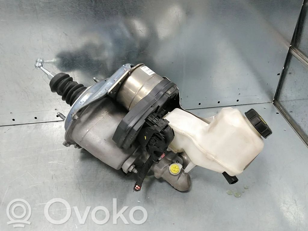 Volkswagen Golf VIII Jarrutehostin 