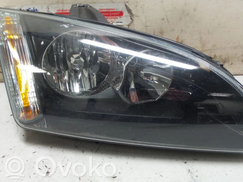Ford Focus Scheinwerfer 