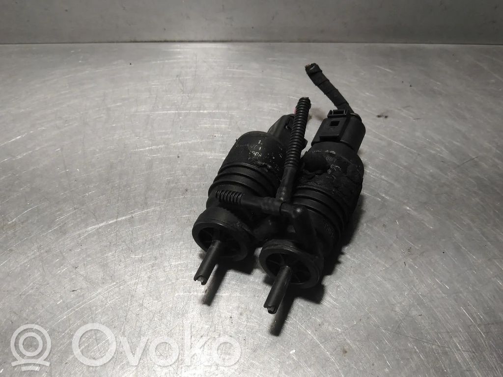 Headlight washer pump   3D0955681