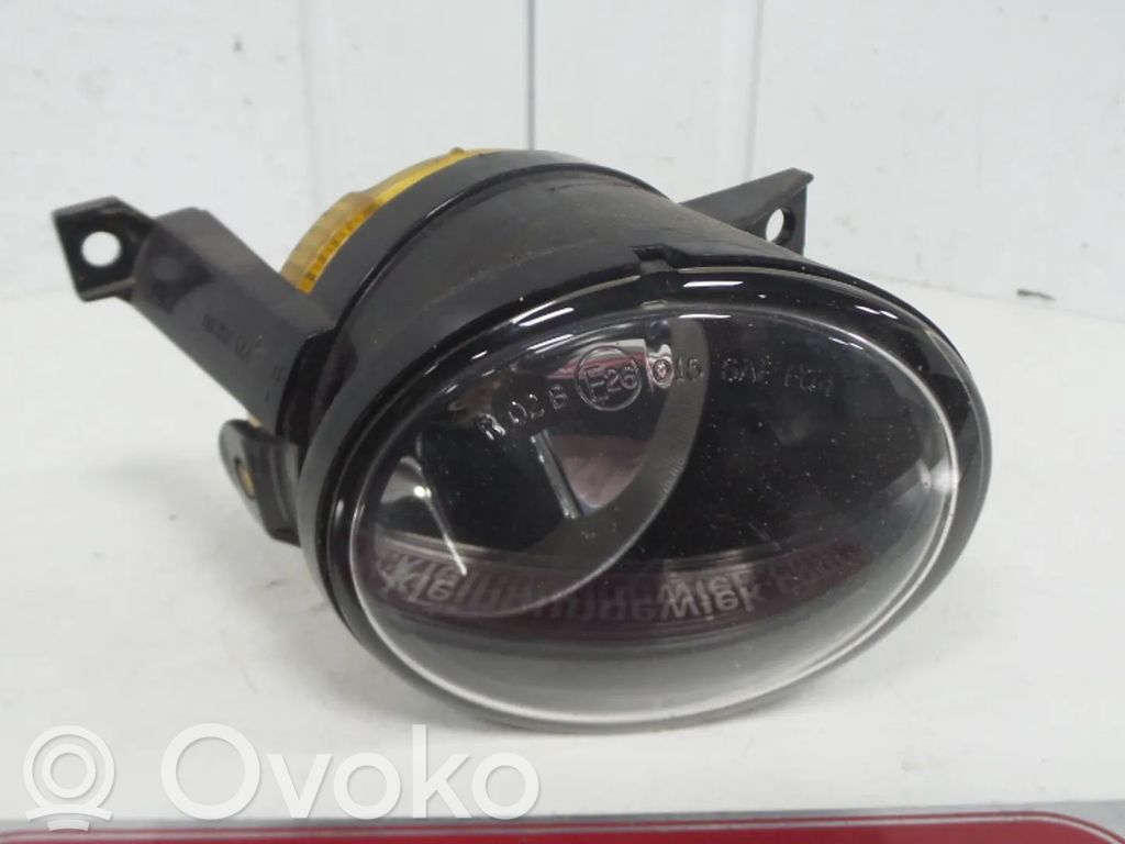 Etusumuvalo   1T0941700C,1T0941700G,6C0941700