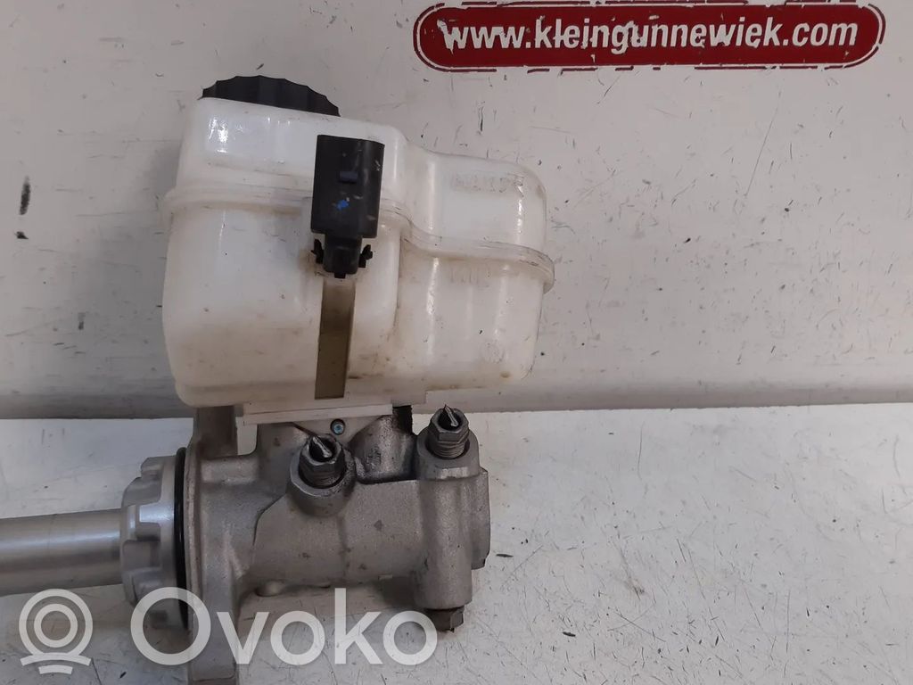 Audi A3 S3 8V Główny cylinder hamulca 