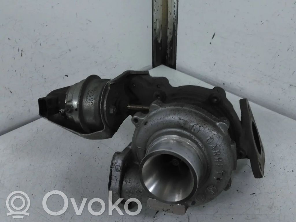 Opel Astra J Sprężarka 
