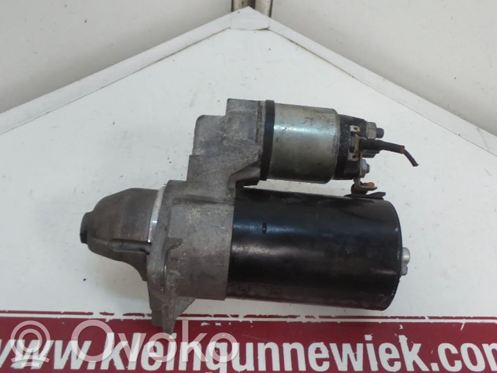 Opel Corsa D Starteris 