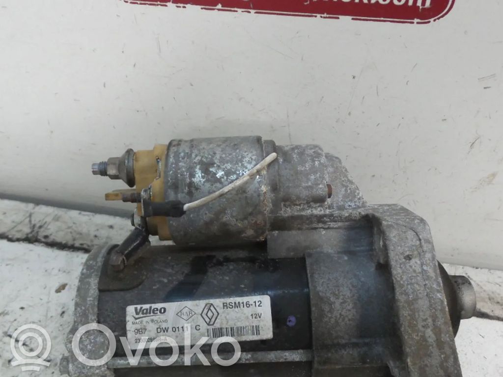 Opel Vivaro Starter motor 