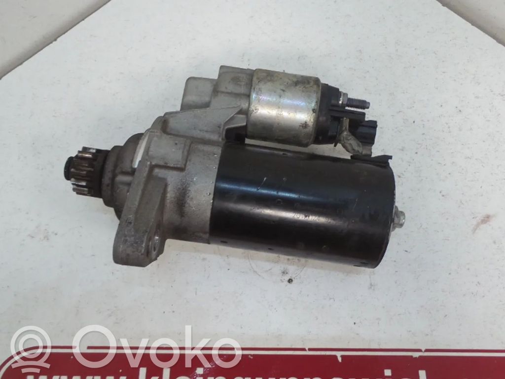 Volkswagen PASSAT B7 Anlasser 