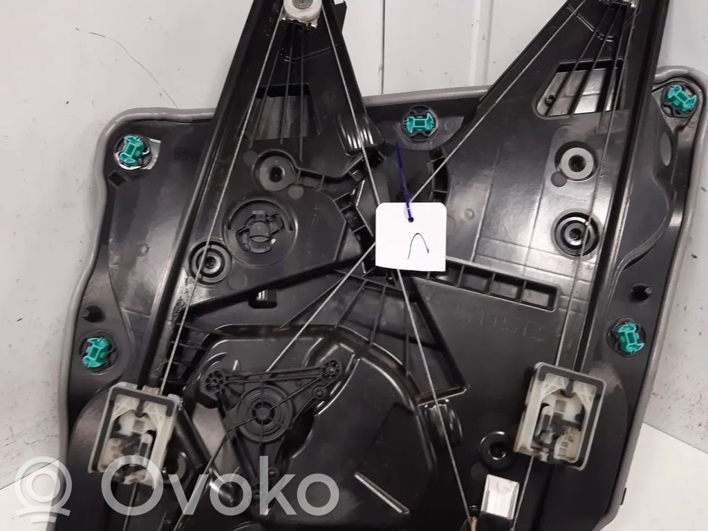Volkswagen Golf VIII Mechanizm podnoszenia szyby przedniej bez silnika 