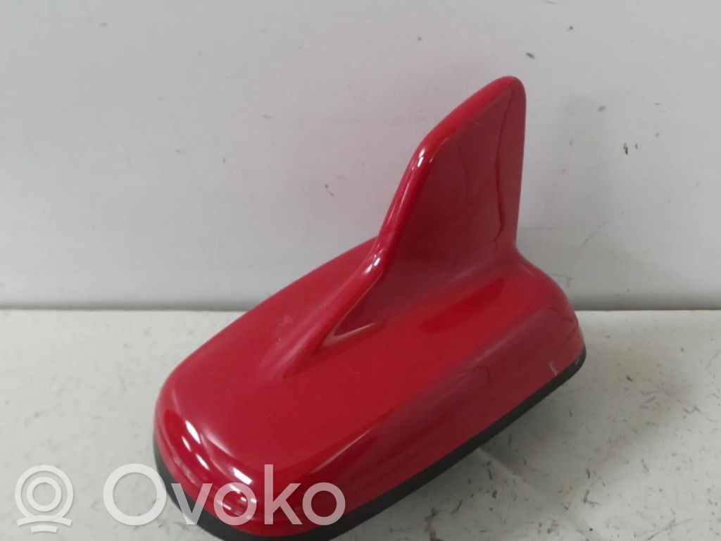 Audi A4 S4 B9 Radion antenni 