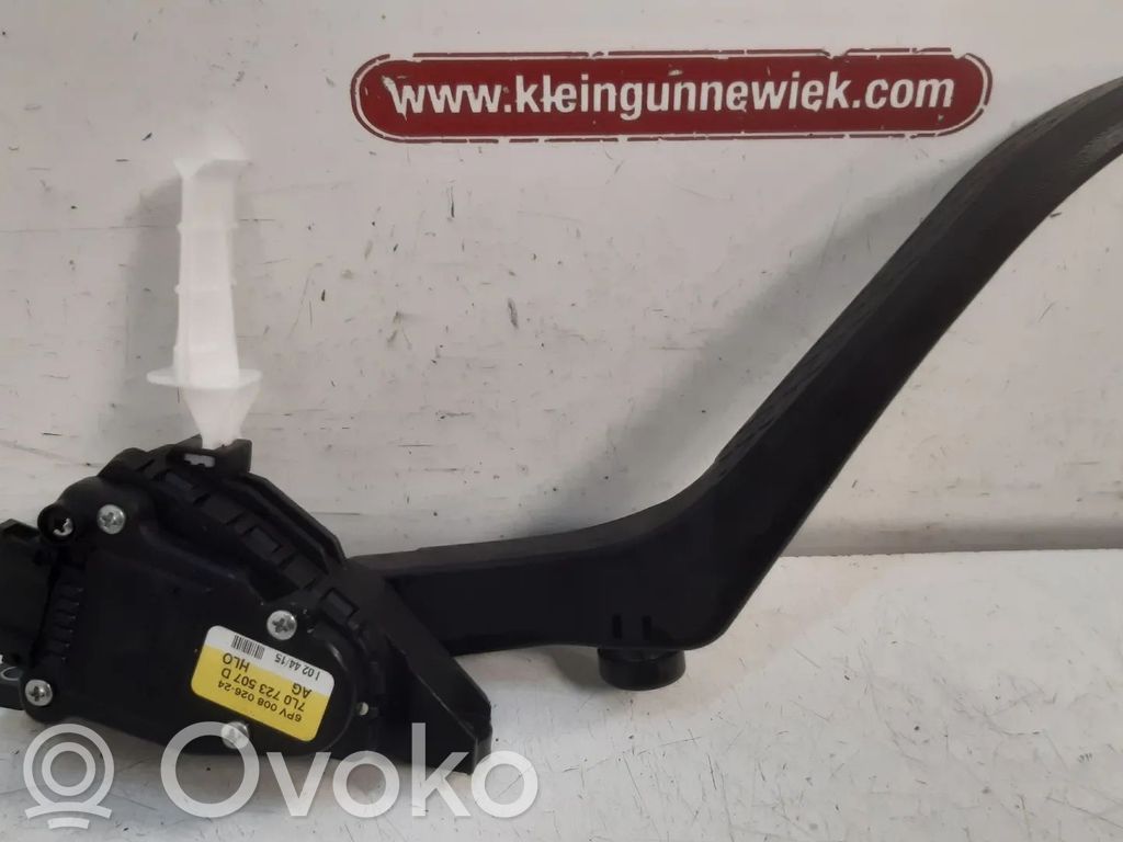 Czujnik położenia pedału gazu / przyspieszenia   7L0723507D,CNRB
