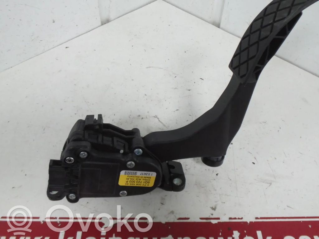 Volkswagen Amarok Sensor de posición del pedal del acelerador 