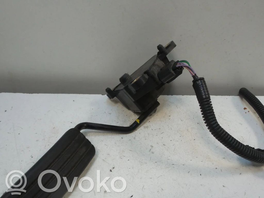Renault Kangoo II Czujnik położenia pedału gazu / przyspieszenia 