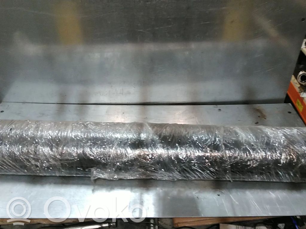 Parcel shelf