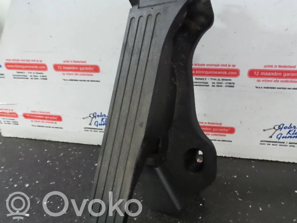 Volkswagen Tiguan Akseleratora elektriskais regulators (pedālis) 