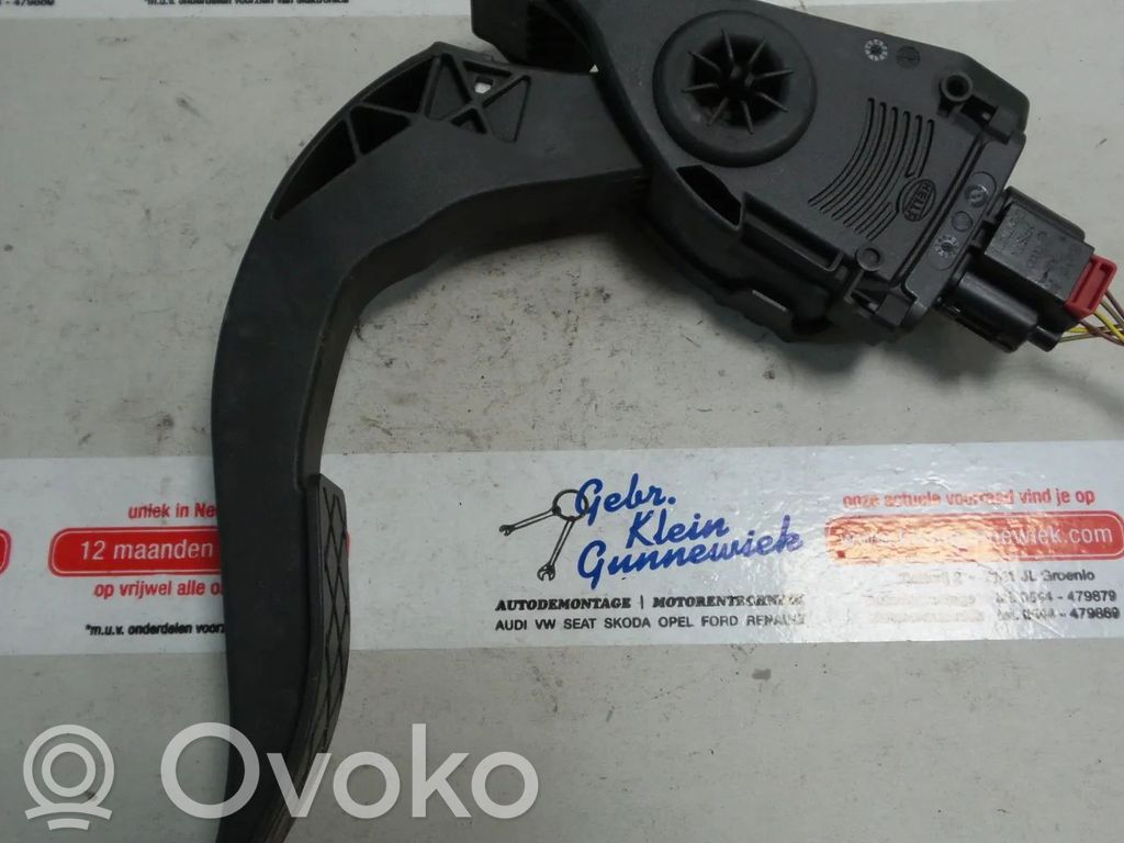 Audi A5 8T 8F Accelerator pedal position sensor 