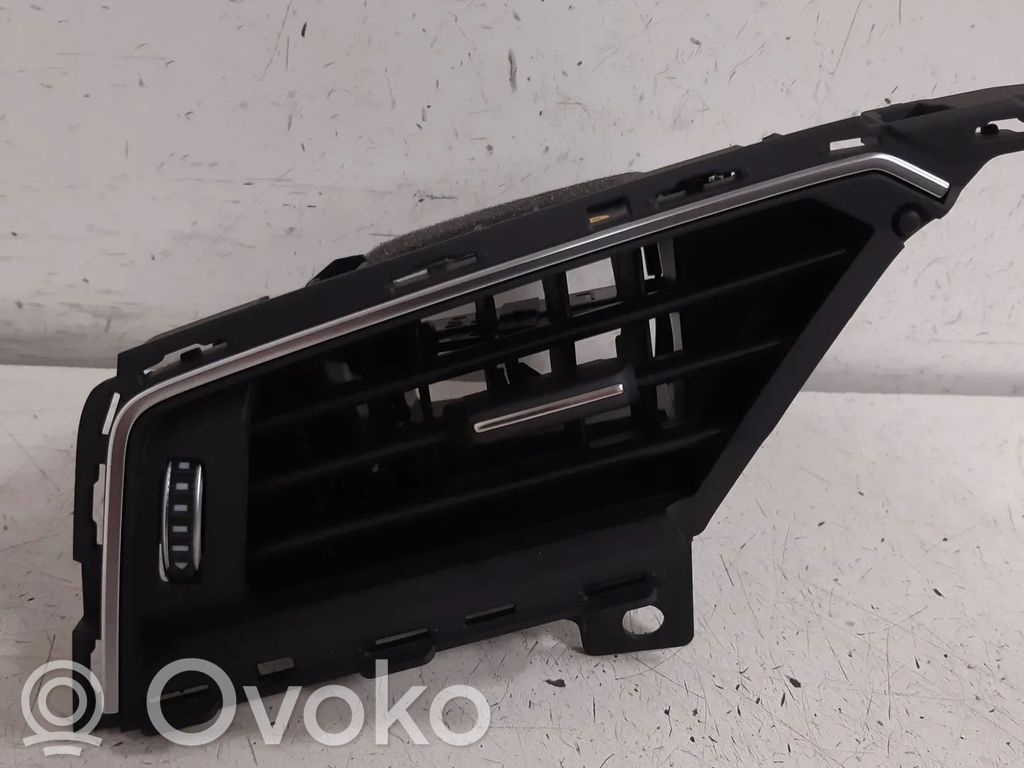 Audi e-tron Boczna kratka nawiewu deski rozdzielczej 