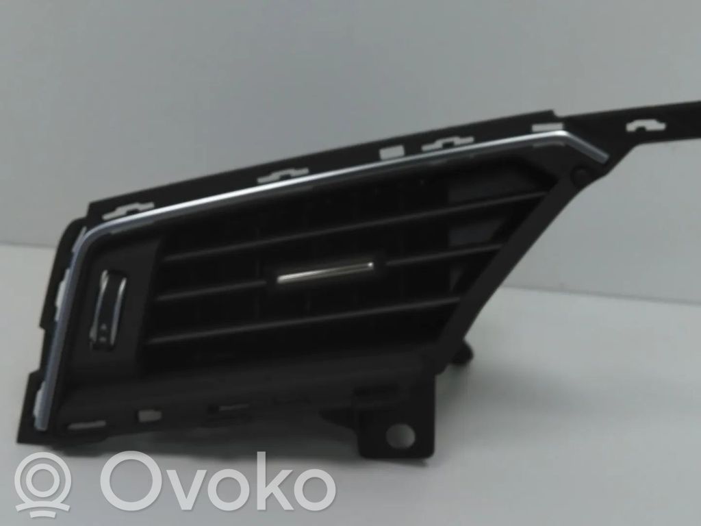 Audi e-tron Boczna kratka nawiewu deski rozdzielczej 