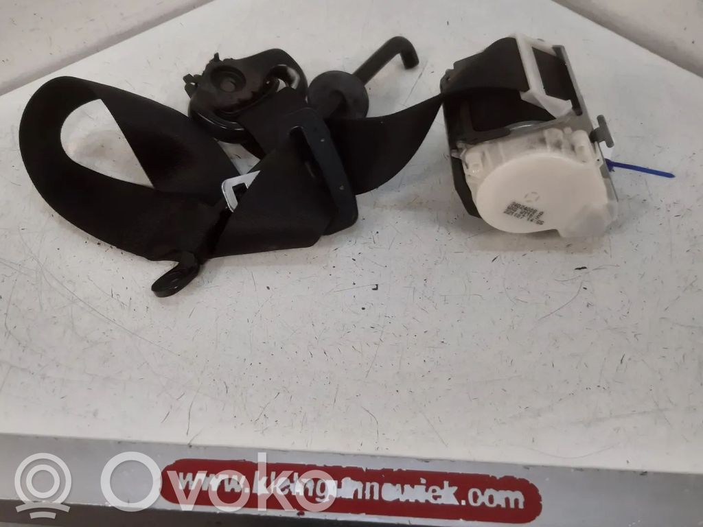 BMW 1 E81 E87 Front seatbelt 