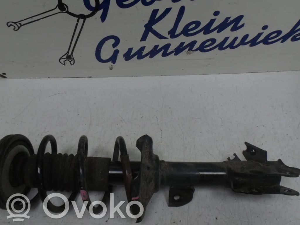 Suzuki Celerio Priekšpusē amortizators 