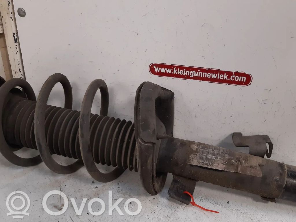 Volvo V40 Amortyzator przedni 