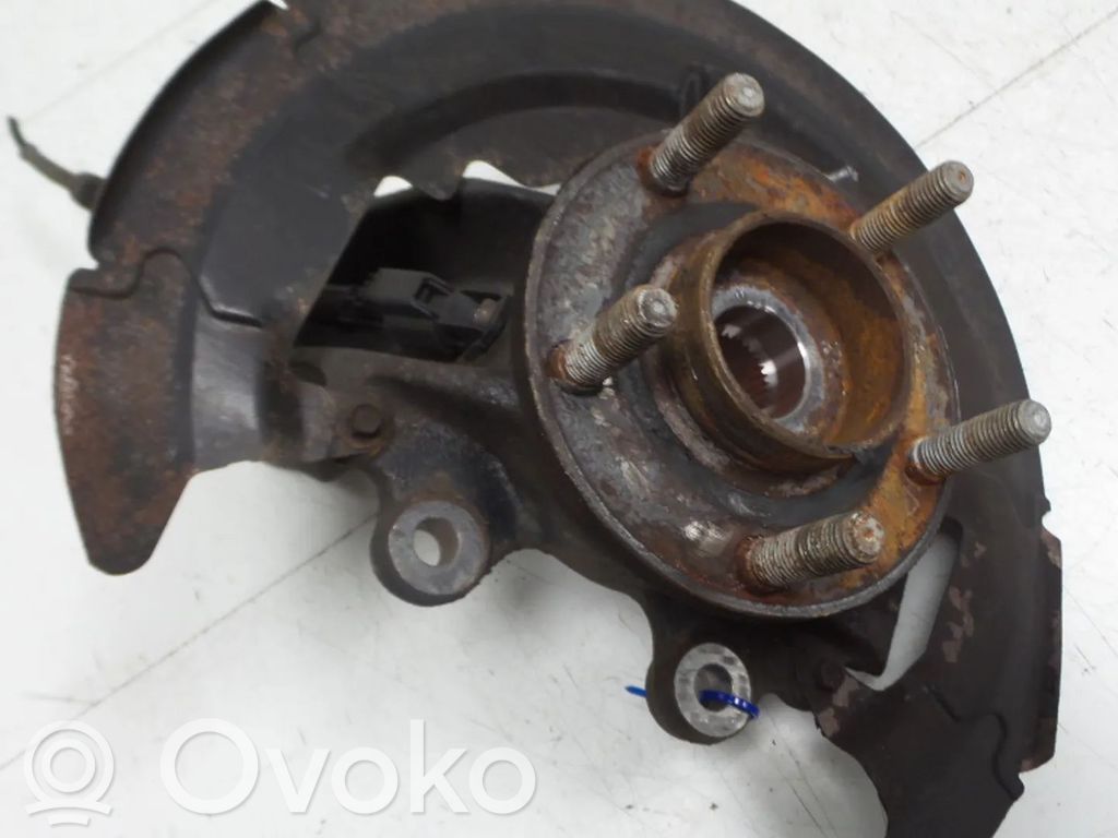 Volvo C30 Achsschenkel vorne 
