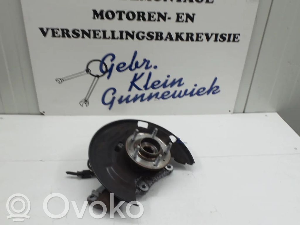Opel Astra J Priekšējā riteņa rumbas vārpstas šarnīrs (stupica, capfa) 
